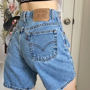 Levi’s vintage longline hightwaisted shorts
